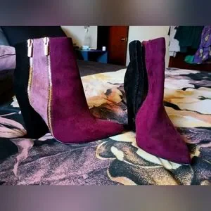 Shoe Dazzle Shoes Shoedazzle Suede Boot Heels Poshmark